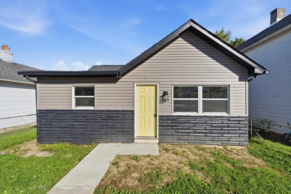 2382 S 6th Street, Columbus, OH 43207 - #1