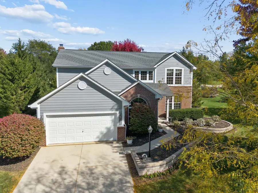 8240 Chateau Lane, Westerville, OH 43082 - #2