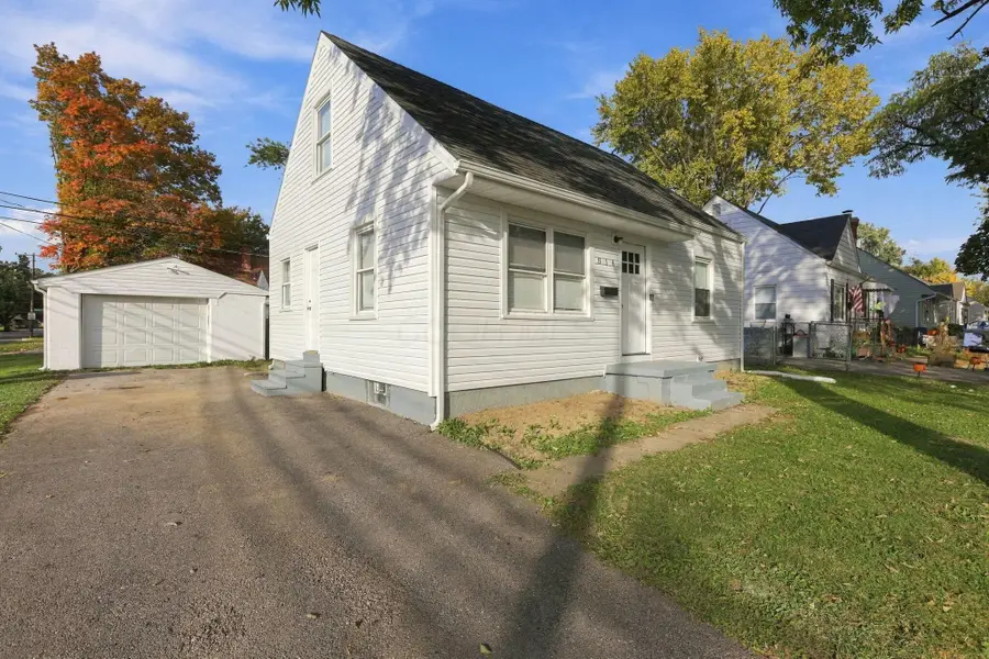 816 Wainwright Drive, Columbus, OH 43224 - #3