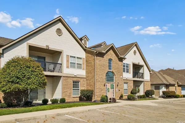 707 Hidden Springs Drive, Lewis Center, OH 43035