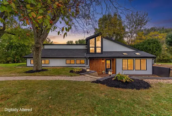 6730 Albanyview Drive, Westerville, OH 43081