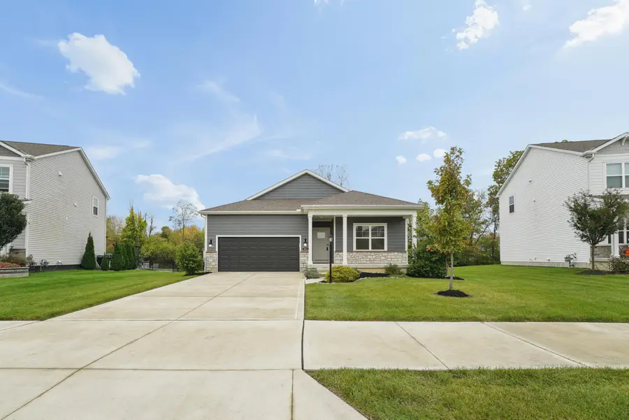 261 Crestview Court, Pickerington, OH 43147 - #2