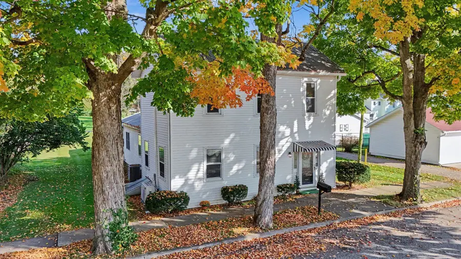 112 W Newell Street, West Liberty, OH 43357 - #3