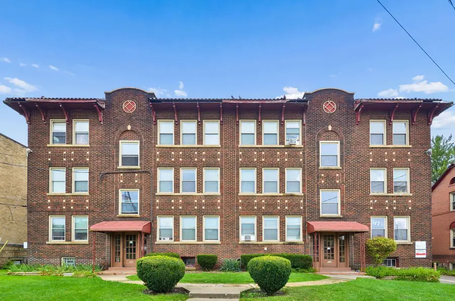 725 Bryson Street, Youngstown, OH 44502 - #3