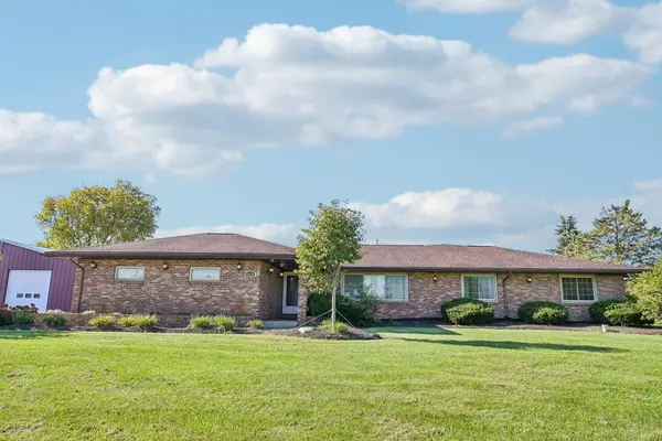 8379 London Groveport Road, Grove City, OH 43123