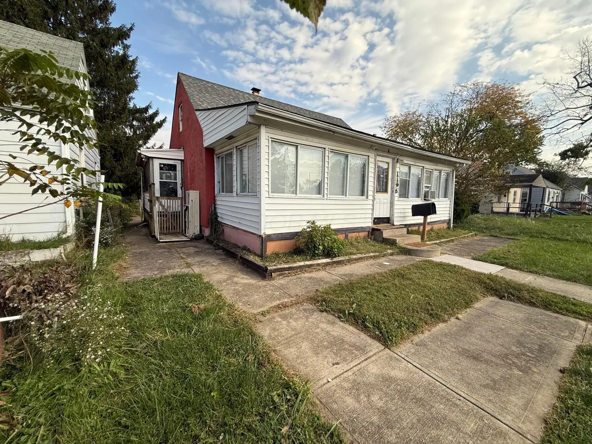 1196 E 24th Avenue, Columbus, OH 43211 - #1