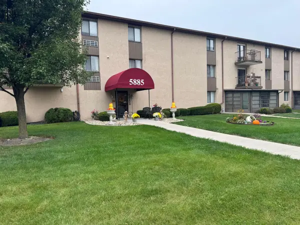 5885 Beechcroft Road, Columbus, OH 43229