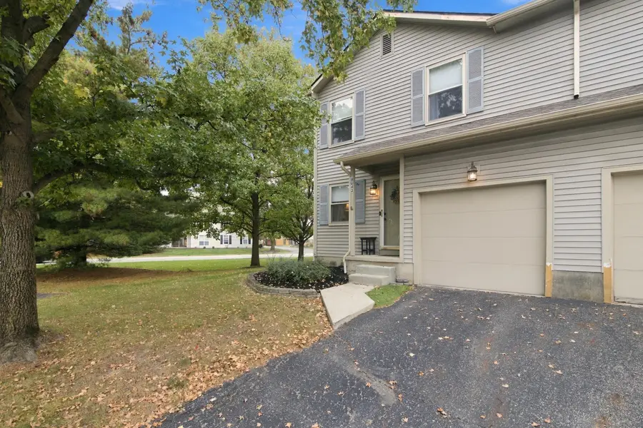 8043 Worthington Lake Drive, Westerville, OH 43081 - #2