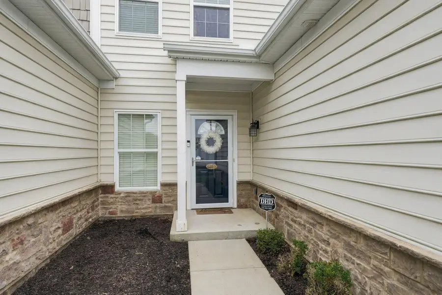 6293 Albany Bend Drive, Westerville, OH 43081 - #3