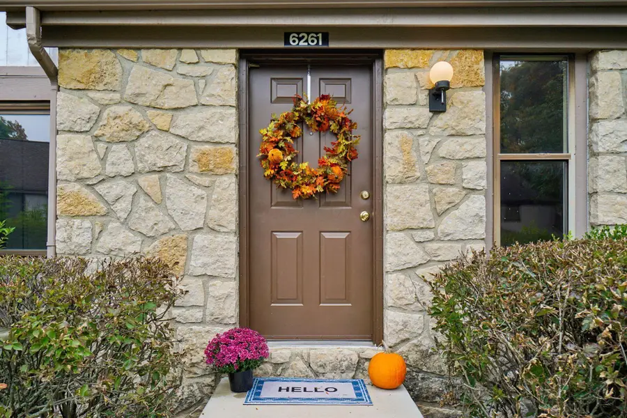 6261 Braiden Court, Columbus, OH 43213 - #2