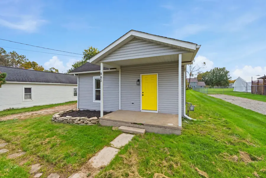 408 E Broad Street, Hebron, OH 43025 - #2