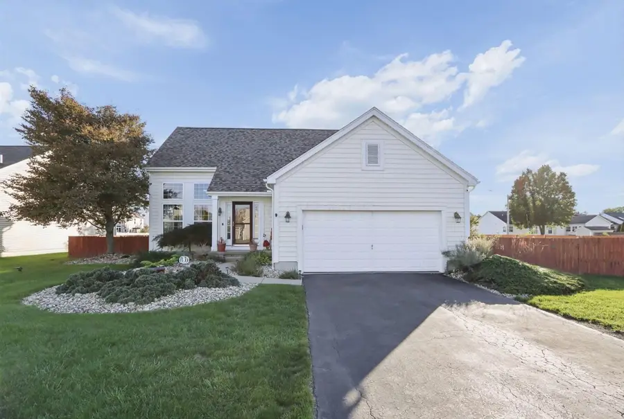 415 Hillcrest Drive, Circleville, OH 43113 - #2