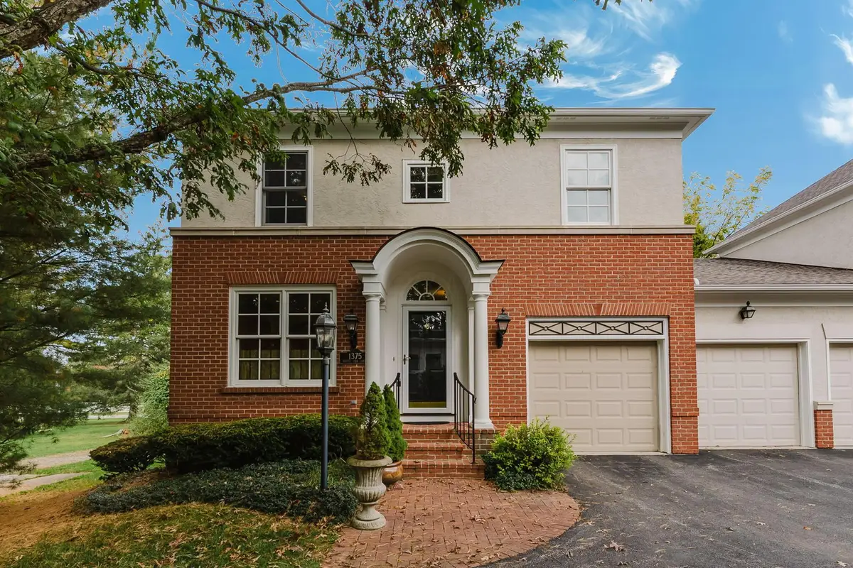 1375 White Oak Lane, New Albany, OH 43054 - #1