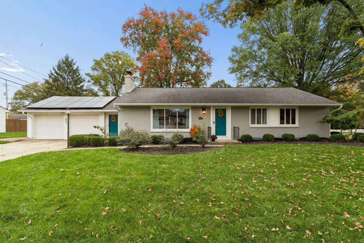 602 E Cooke Road, Columbus, OH 43214 - #1