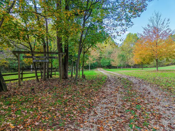 2449 Hickson Run Road, Chillicothe, OH 45601