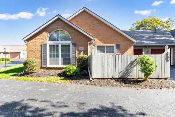 5383 Pond View Drive, Westerville, OH 43081