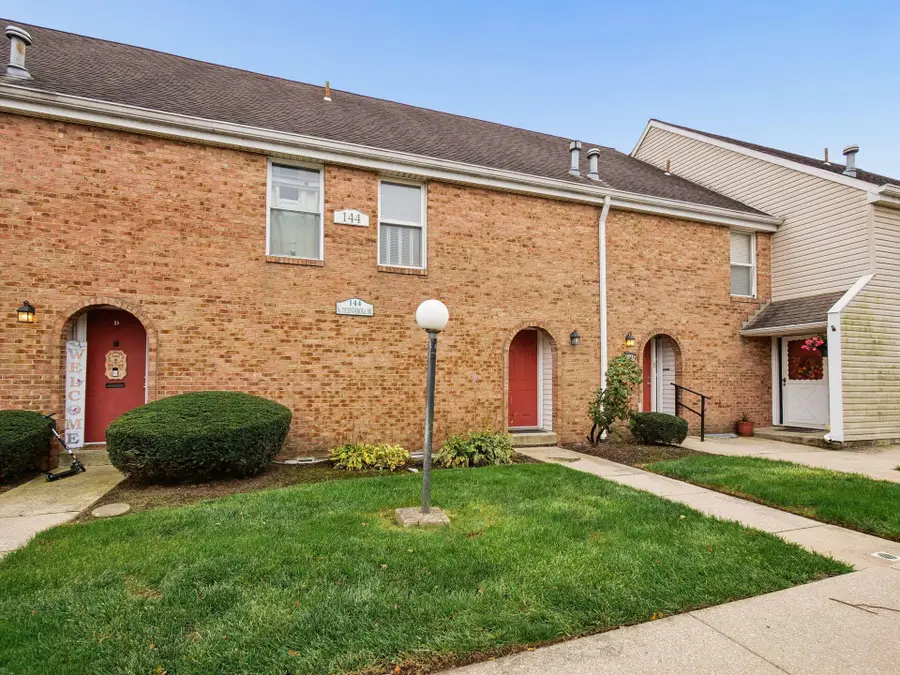 144 W Ticonderoga Drive, Westerville, OH 43081 - #2