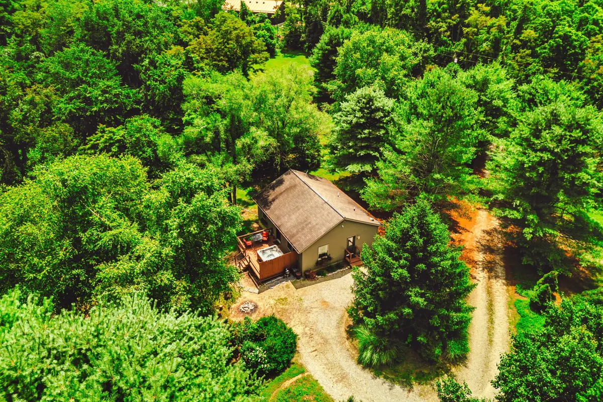 16372 Kreashbaum Road, Rockbridge, OH 43149 - #1