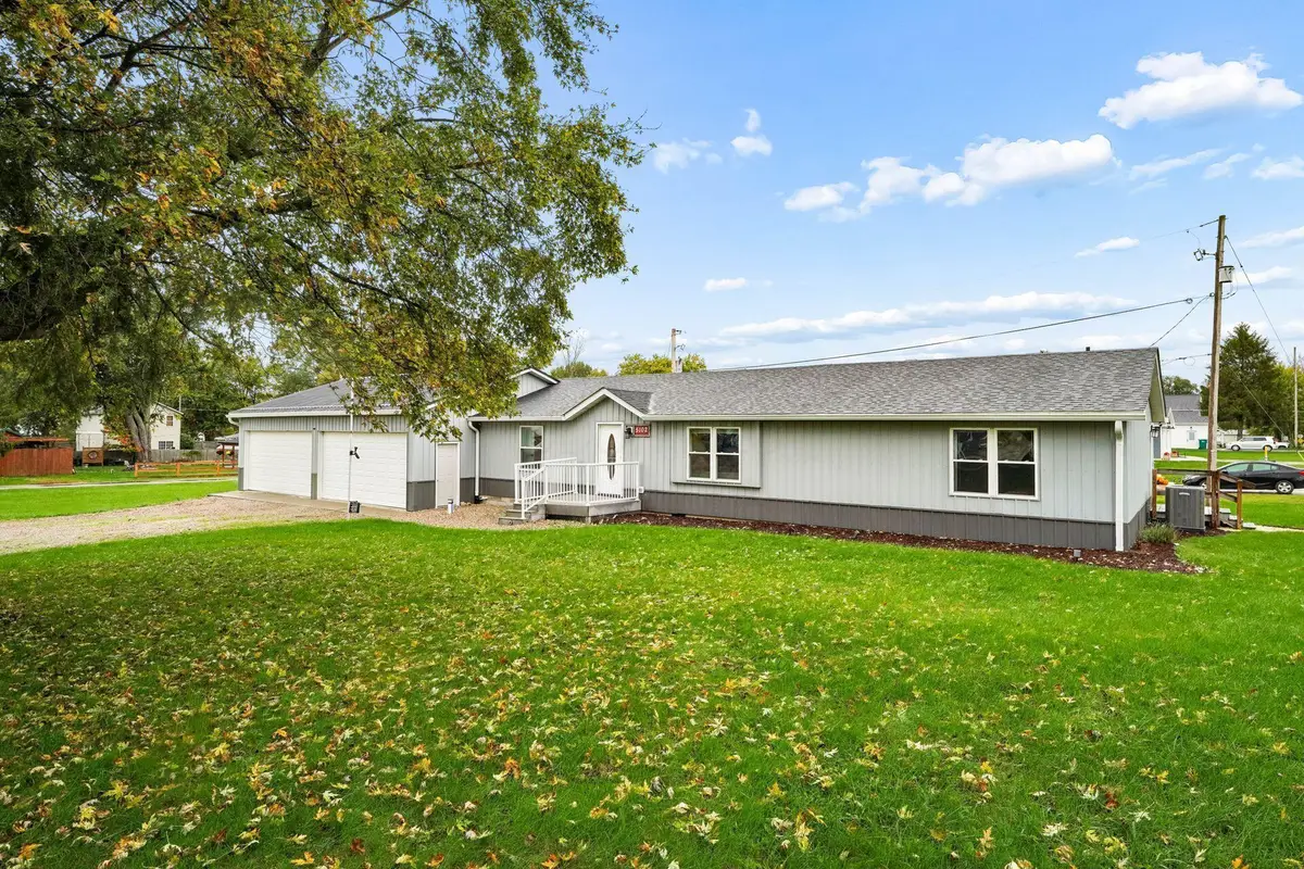 5102 Fairfield Beach Road Ne, Thornville, OH 43076 - #1