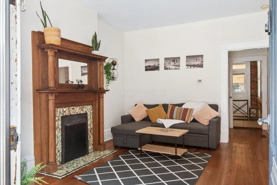 582 S Pearl Street, Columbus, OH 43215 - #3