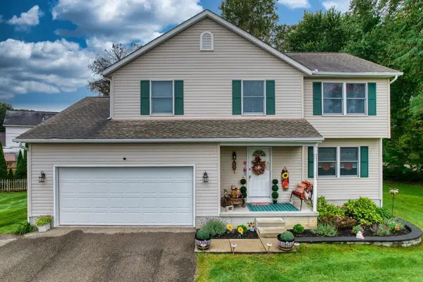1302 Patricia Lane, Heath, OH 43056
