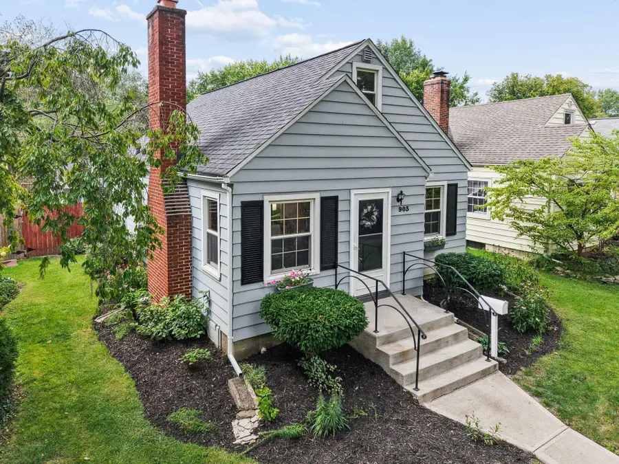 903 Chelsea Avenue, Bexley, OH 43209 - #2