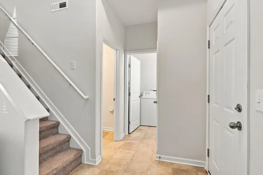 2283 Doneen Drive, Columbus, OH 43219 - #3