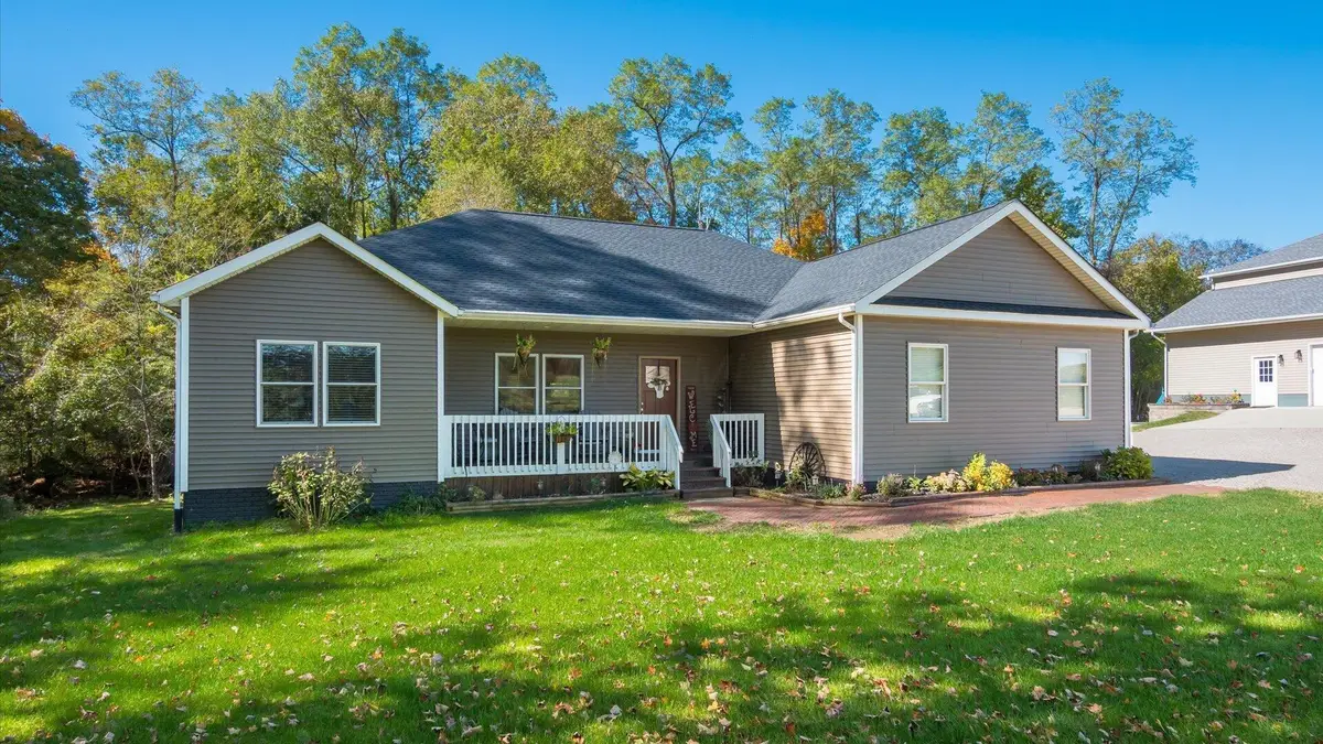 10852 Licking Trail Road Se, Thornville, OH 43076 - #1