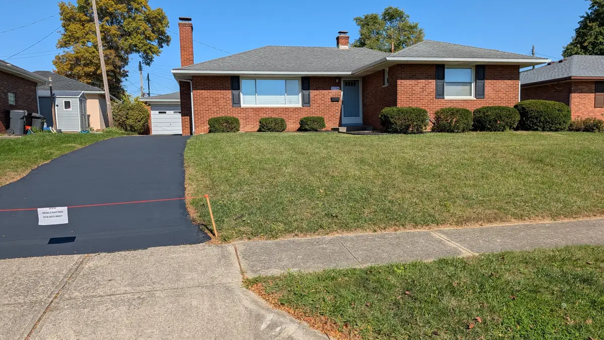 2734 Glendale Road, Grove City, OH 43123 - #1