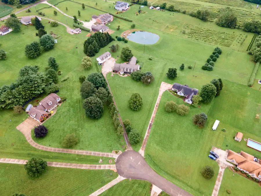 112 Carlee Circle N, Newark, OH 43055 - #2