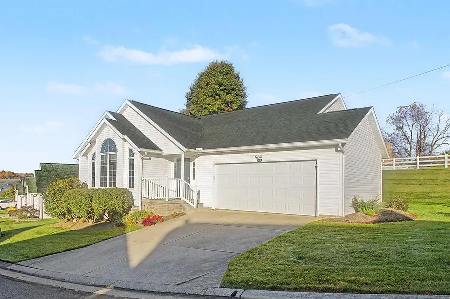 17 Waters Edge Drive, Mount Vernon, OH 43050 - #2