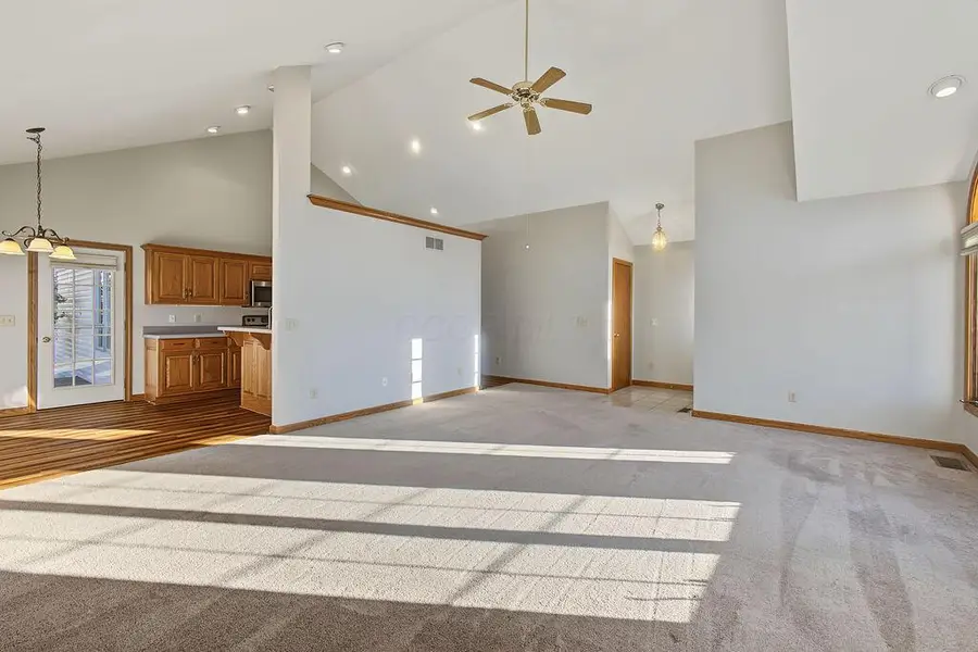 17 Waters Edge Drive, Mount Vernon, OH 43050 - #3