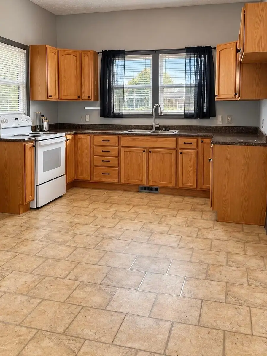 208 N Main Street, Caledonia, OH 43314 - #2