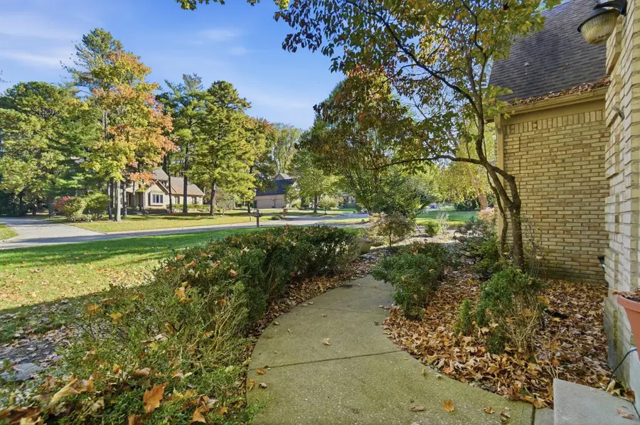 369 Jessing Trail, Columbus, OH 43235 - #3
