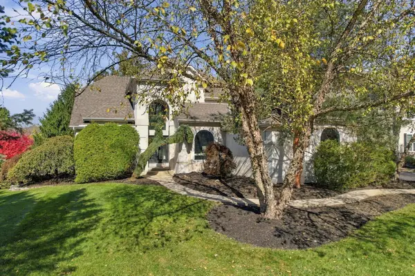 3269 Mccammon Chase Drive, Lewis Center, OH 43035