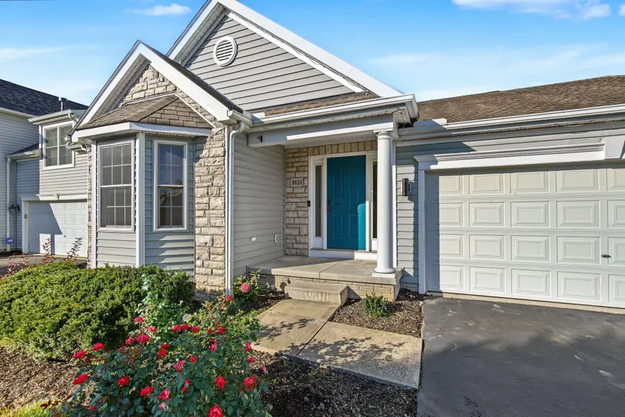 8833 Meadow Grass Lane, Lewis Center, OH 43035 - #2