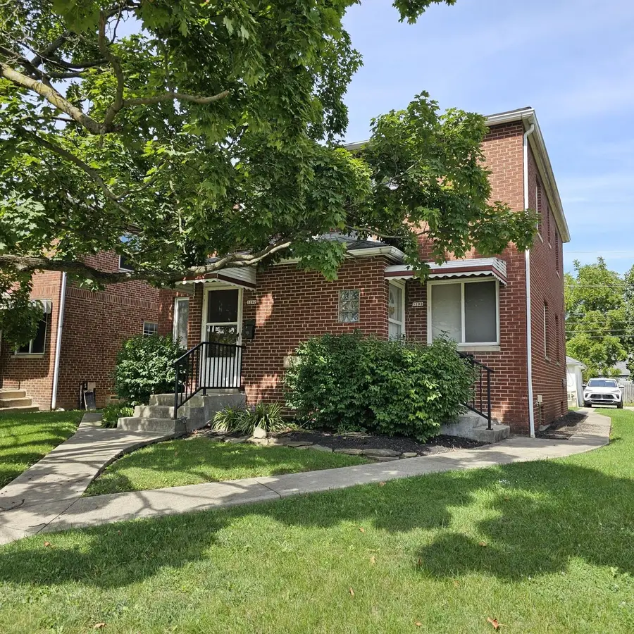 3290 Sullivant Avenue, Columbus, OH 43204 - #2