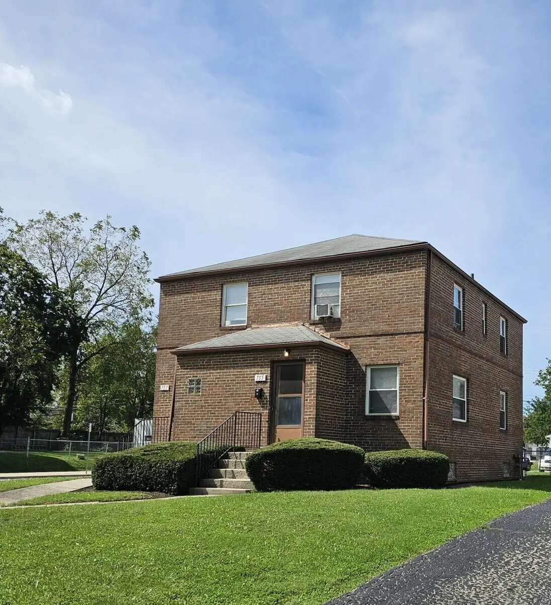 755 S Burgess Avenue, Columbus, OH 43204 - #1