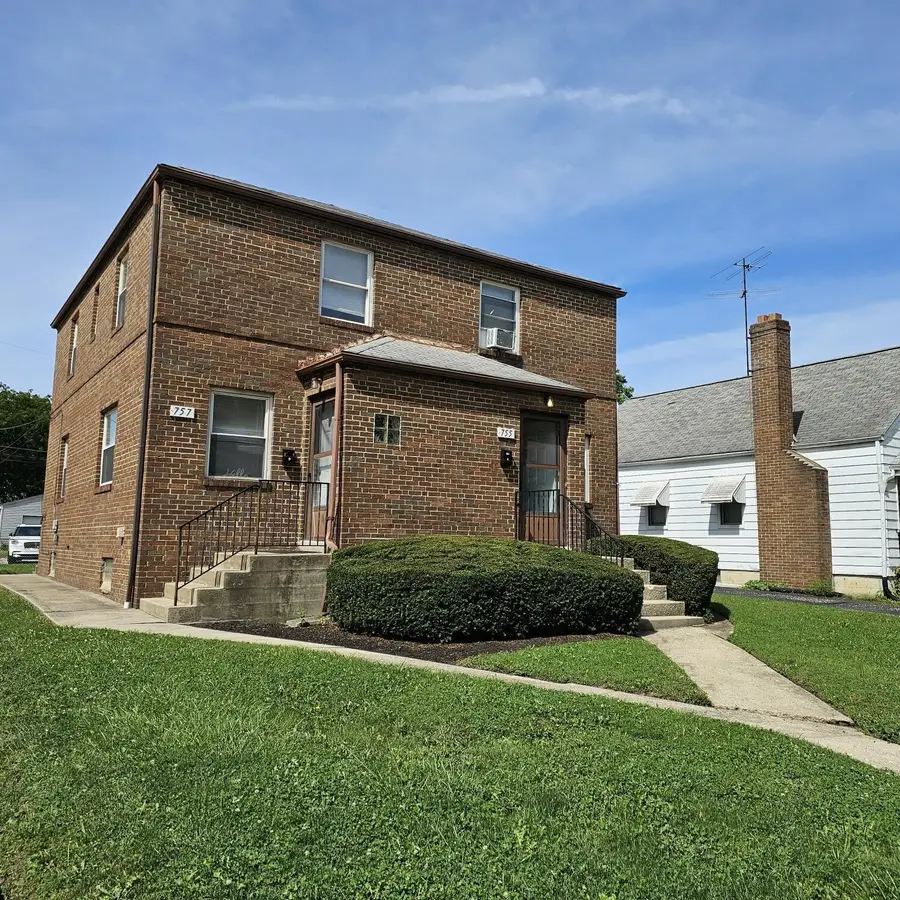 755 S Burgess Avenue, Columbus, OH 43204 - #2