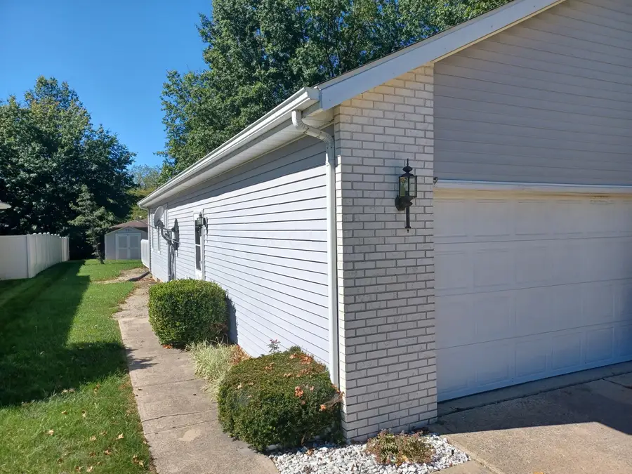 1950 N Buckingham Court, Defiance, OH 43512 - #2