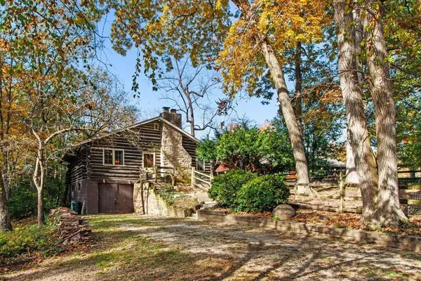 863 Edgecliff Drive, Columbus, OH 43235