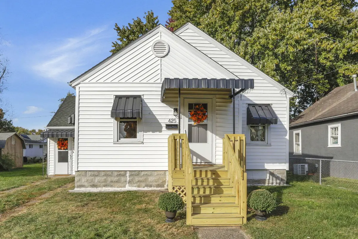 425 W Main Street, Lancaster, OH 43130 - #1