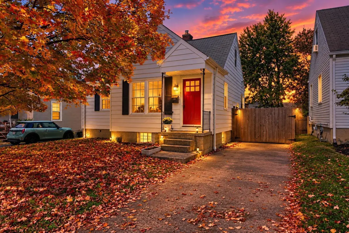 52 Rosslyn Avenue, Columbus, OH 43214 - #1