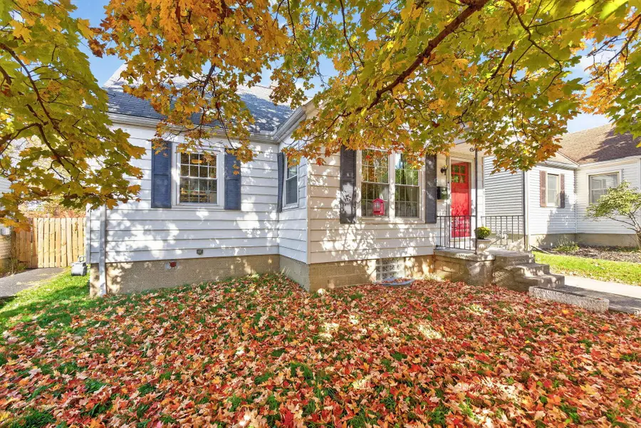 52 Rosslyn Avenue, Columbus, OH 43214 - #3