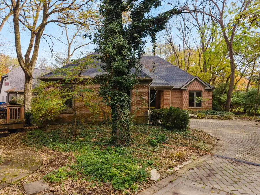 3163 Melbury Drive, Columbus, OH 43221 - #2