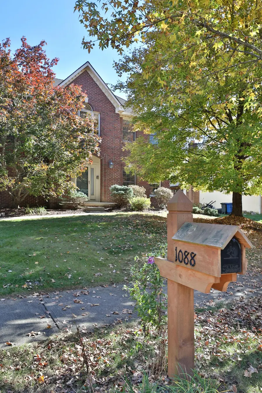 1088 Lake Point, Westerville, OH 43082 - #2