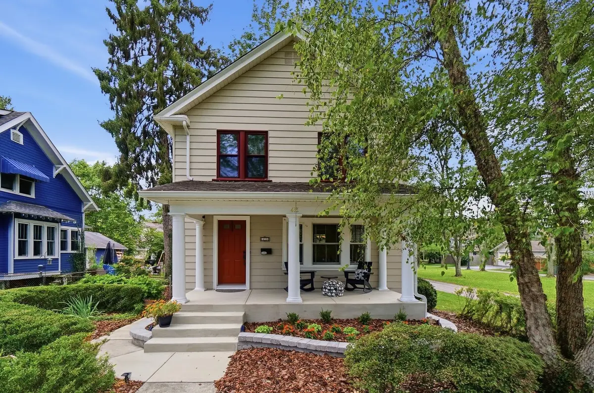 413 E Dunedin Road, Columbus, OH 43214 - #1