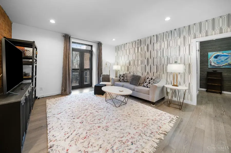 412 Liberty Hill #1B, Cincinnati, OH 45202 - Image #2