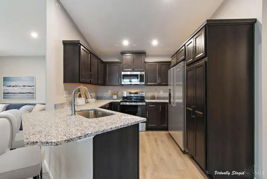 5883 Parkview Lane #90300, Miami Township, OH 45150 - Image #2