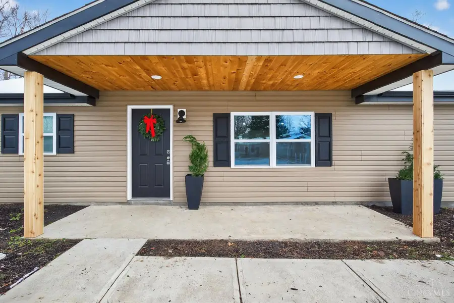 60 S Orchard Circle, Blanchester, OH 45107 - Image #2